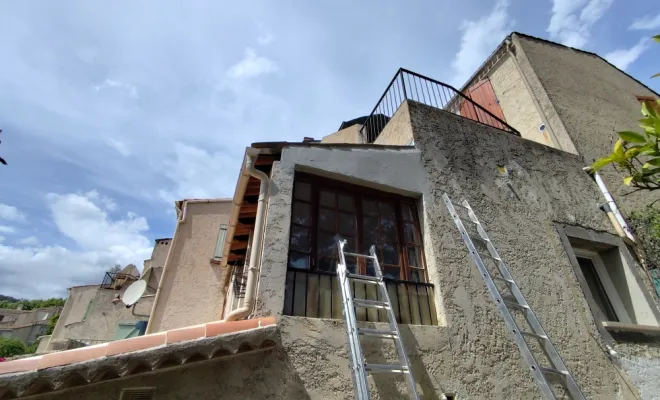 après travaux charpente menuiserie façade étanche tuile crepi artisan La Colle-sur-Loup Janselme