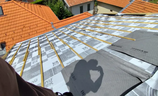 écran sous-toiture réfection saint Martin Vésubie artisan Janselme 